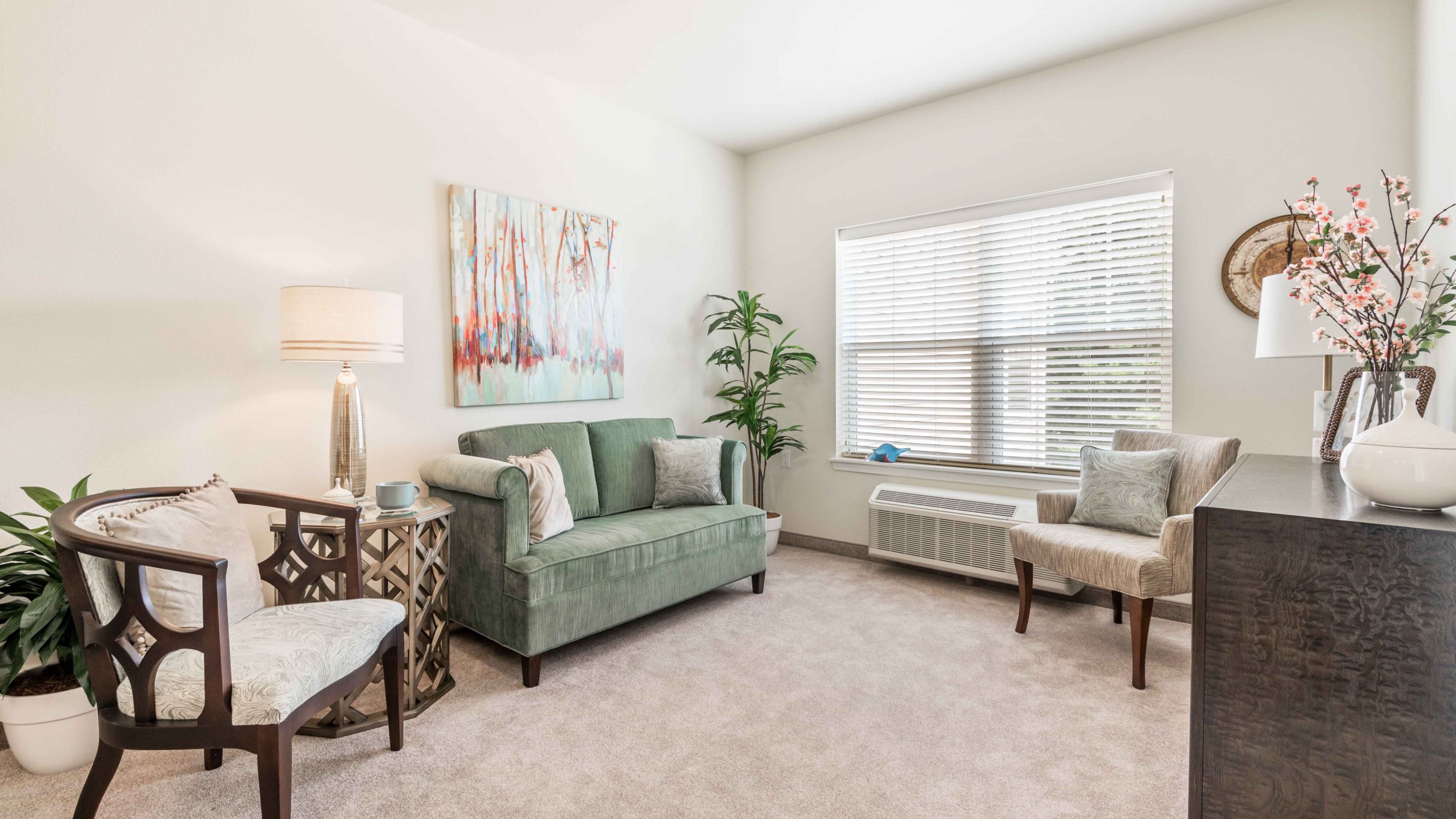 Wilshire Estates Living Room