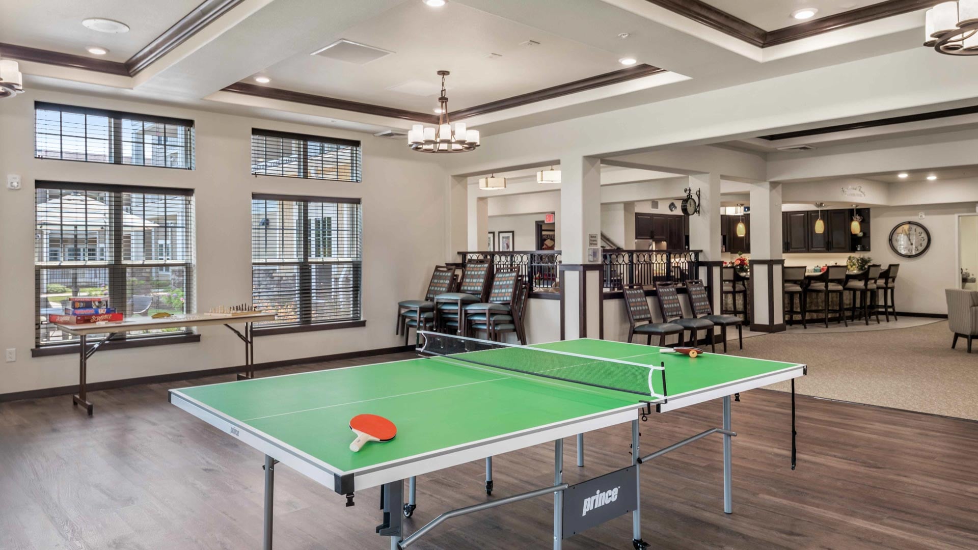 Wilshire Estates activities room