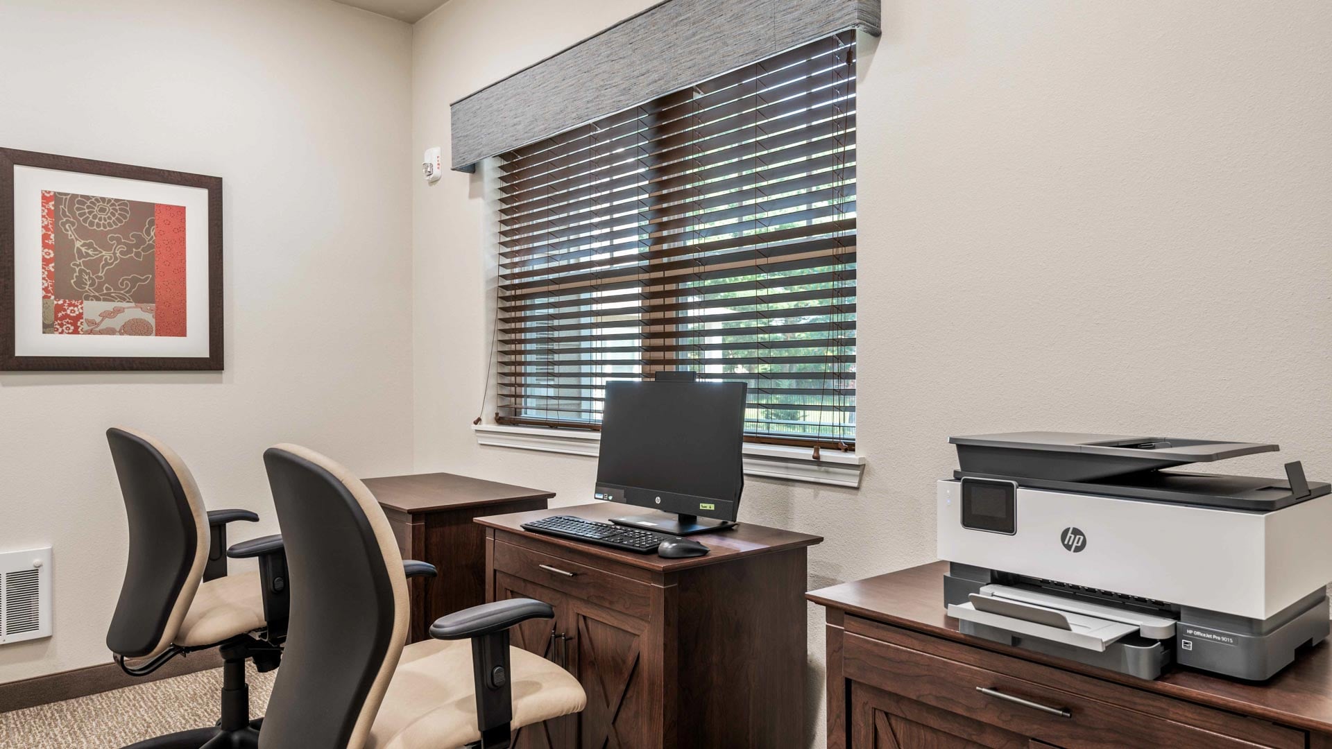Wilshire Estates business center