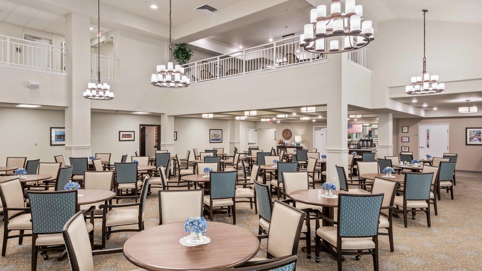 Wilshire Estates Diningroom