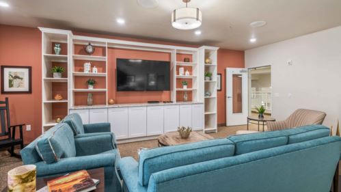 Wilshire Estates TV Room